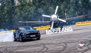 主题为“飘移传奇”的福特Mustang Day